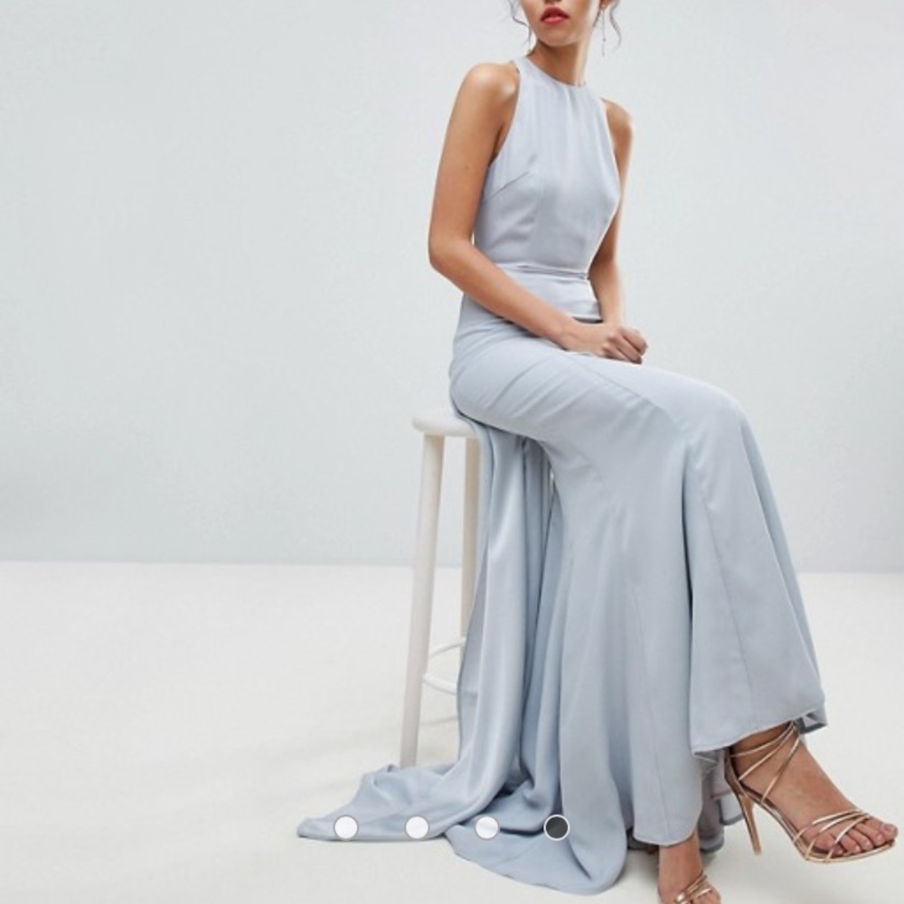 Elegant Light Blue Halter Evening Gown